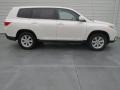 2011 Blizzard White Pearl Toyota Highlander V6  photo #2