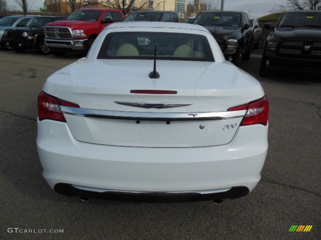 2013 200 Limited Hard Top Convertible - Bright White / Black/Light Frost Beige photo #7