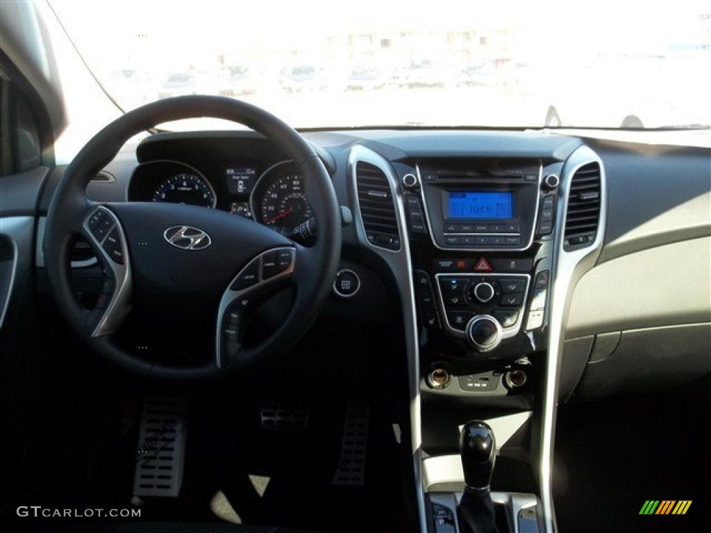 2013 Elantra GT - Silver / Black photo #13