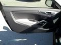 Ultra Black - Veloster  Photo No. 5