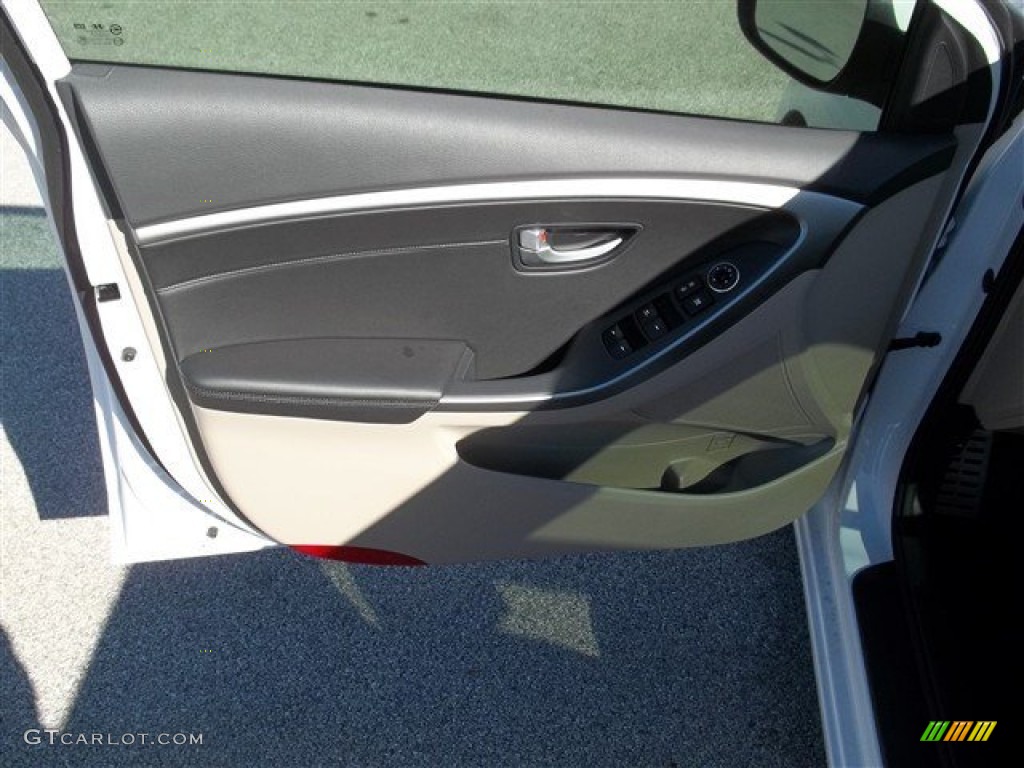2013 Elantra GT - Monaco White / Beige photo #18