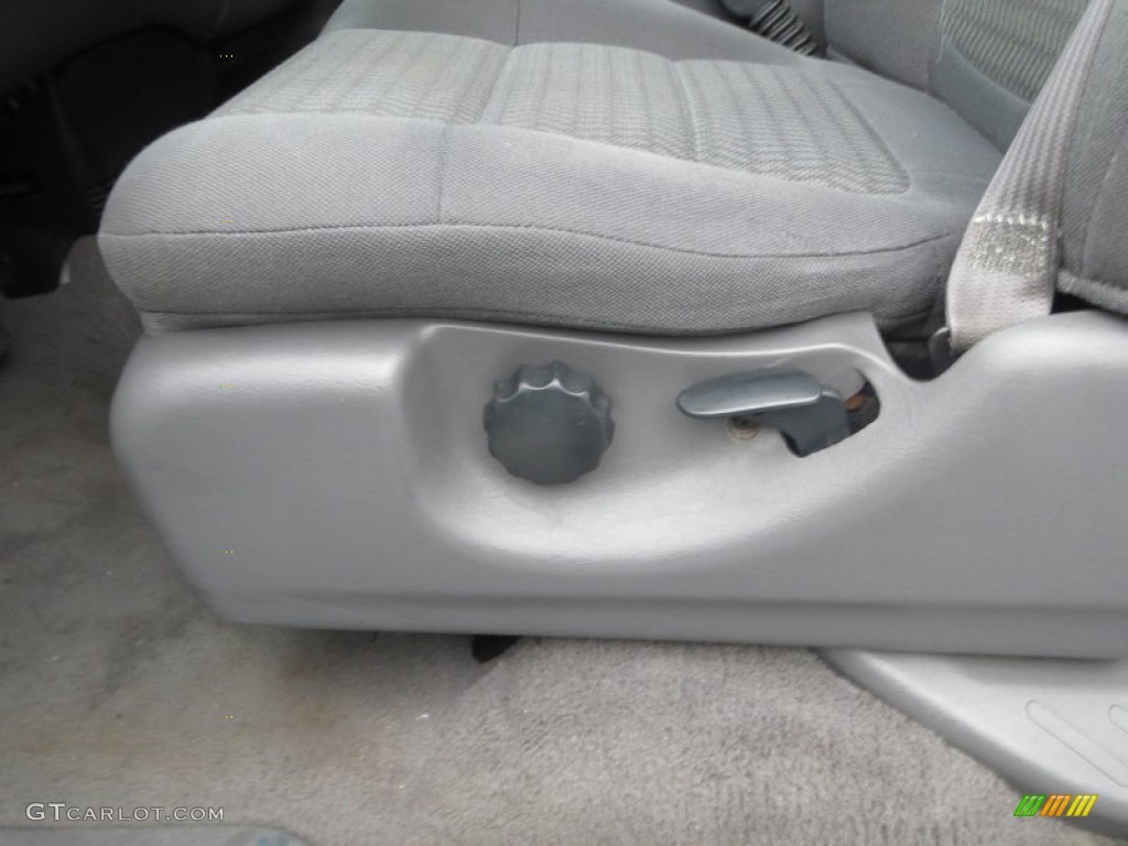 2002 F150 XL SuperCab - Oxford White / Medium Graphite photo #36