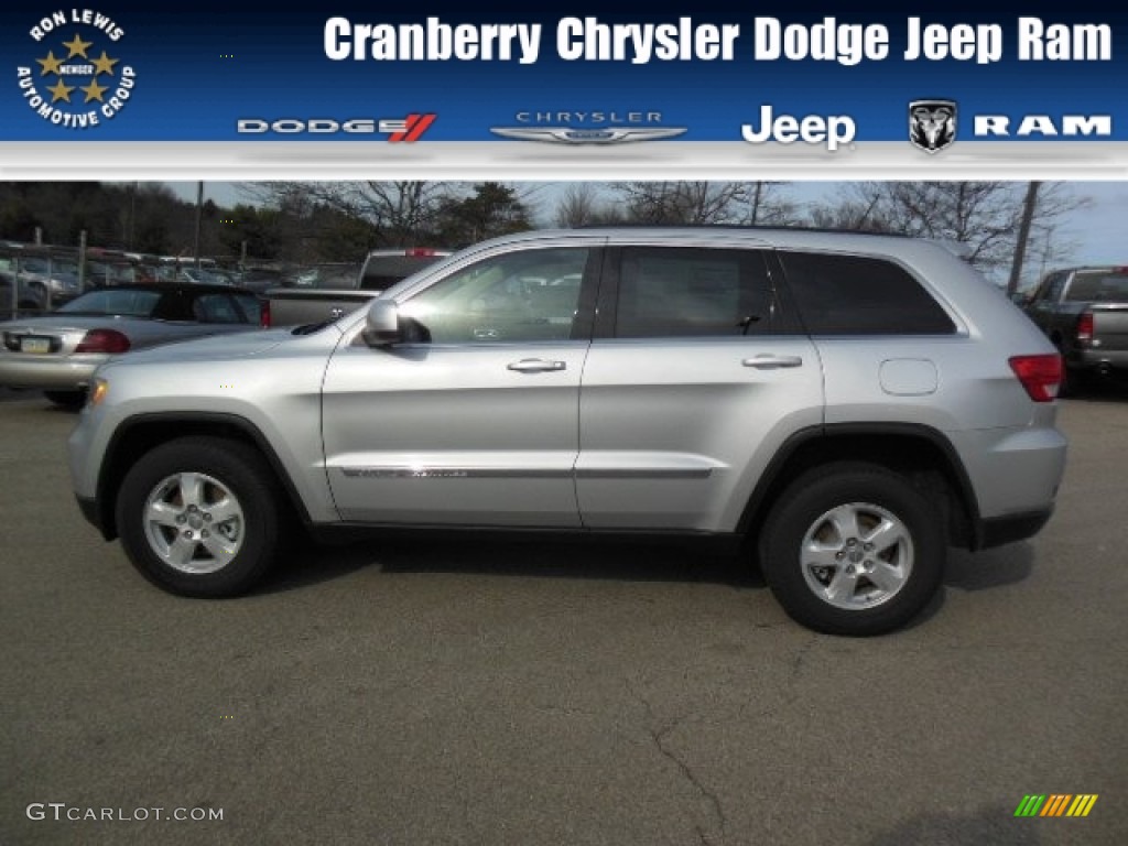 2013 Grand Cherokee Laredo 4x4 - Bright Silver Metallic / Black photo #1