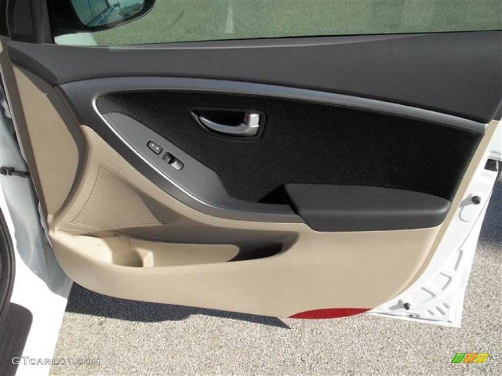 2013 Elantra GT - Monaco White / Beige photo #12