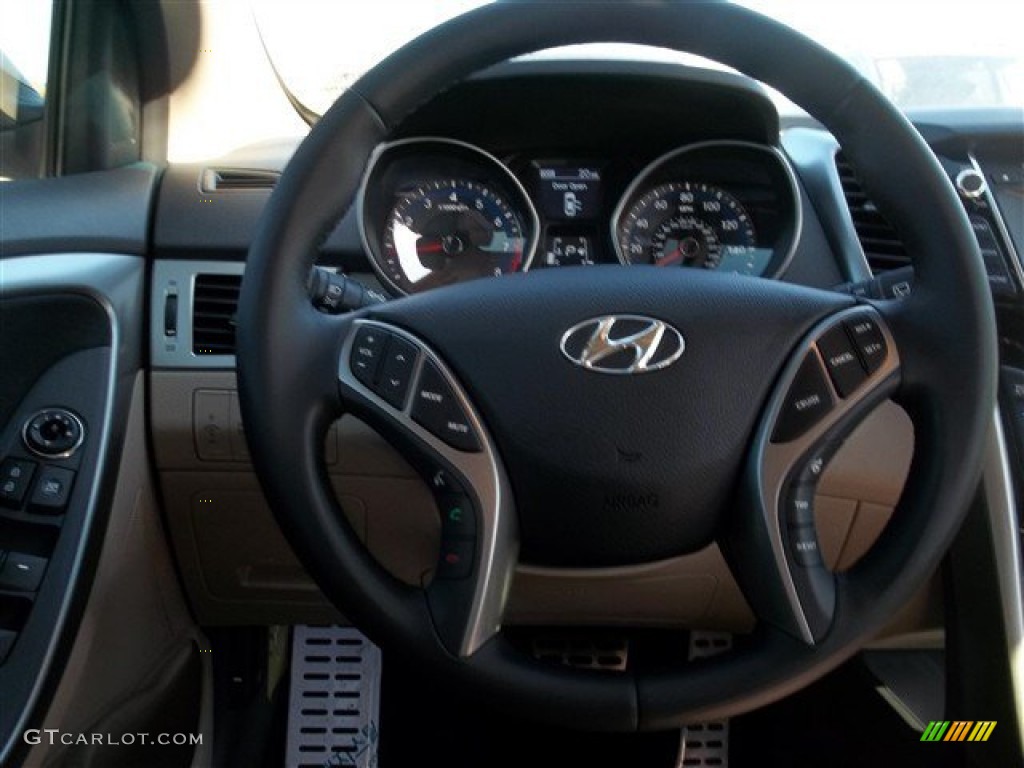 2013 Elantra GT - Monaco White / Beige photo #17