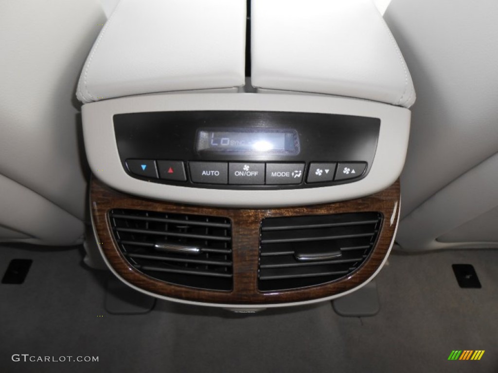 2013 MDX SH-AWD Technology - Crystal Black Pearl / Graystone photo #21