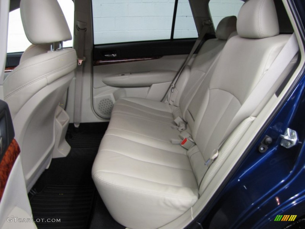 2011 Subaru Outback 2.5i Limited Wagon Rear Seat Photo #75972931