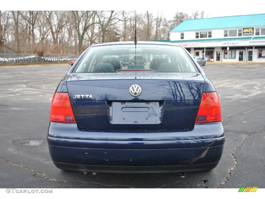 2001 Jetta GLS Sedan - Galactic Blue / Black photo #5