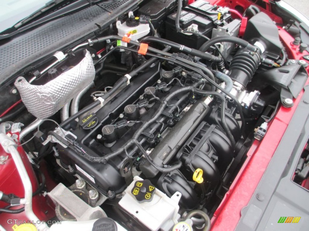 2010 Ford Focus S Sedan Engine Photos