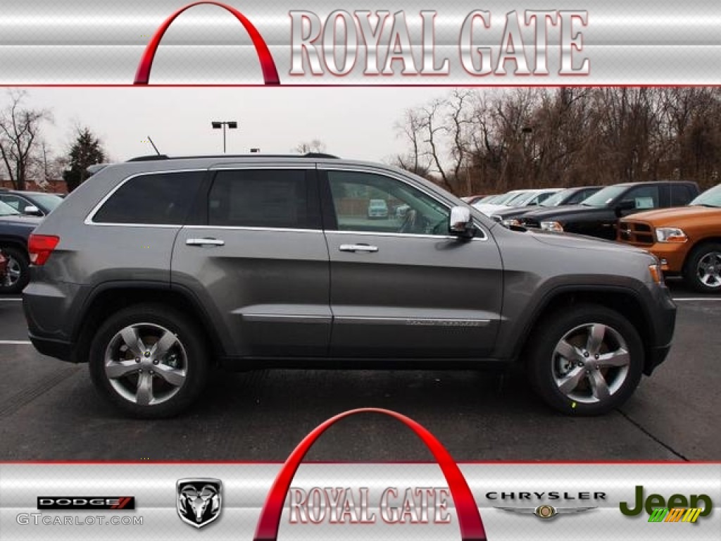 2013 Grand Cherokee Overland 4x4 - Mineral Gray Metallic / Black photo #1