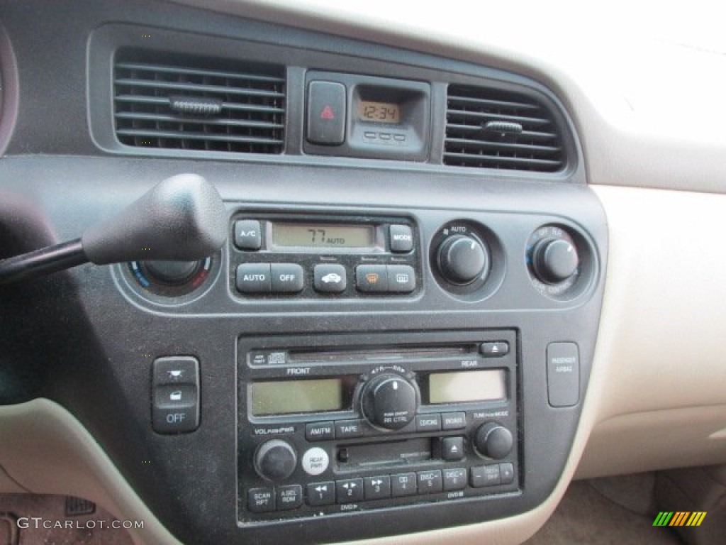 2003 Honda Odyssey EX-L Controls Photo #75978362