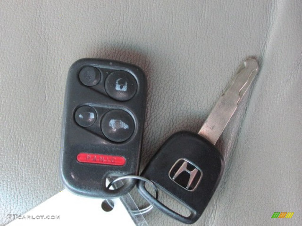 2003 Honda Odyssey EX-L Keys Photos