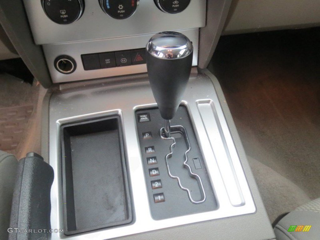 2007 Dodge Nitro SLT Transmission Photos