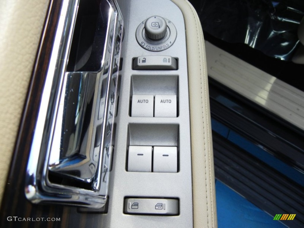 2010 Lincoln Navigator Limited Edition 4x4 Controls Photo #75982390