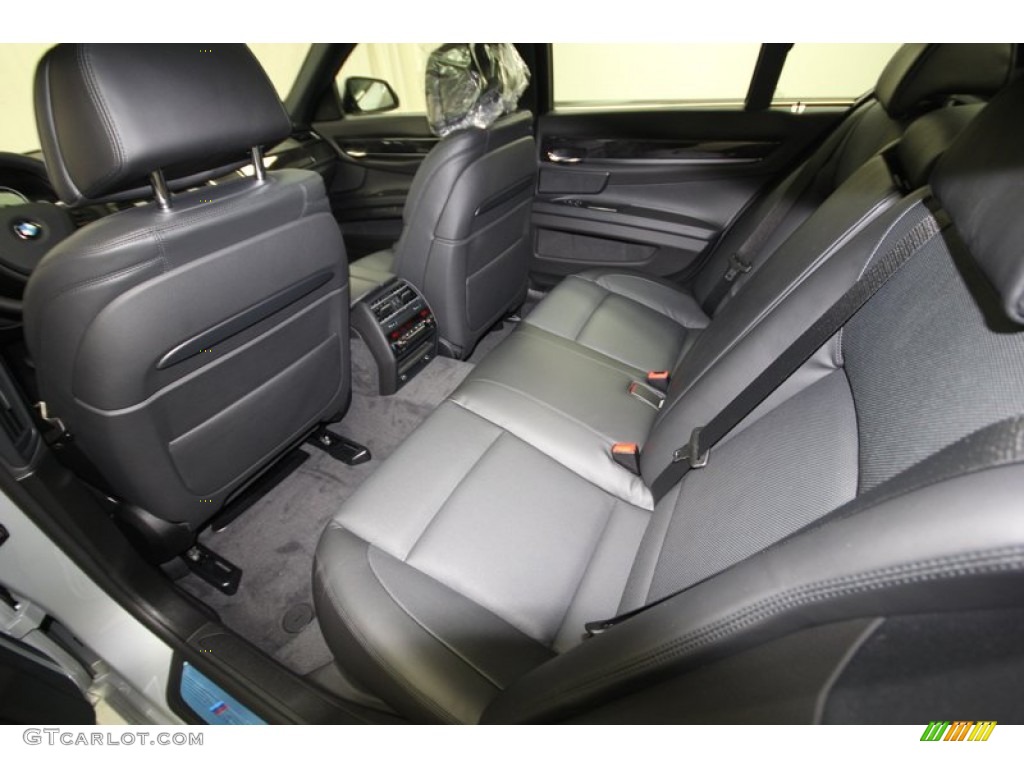 2013 BMW 7 Series 750i Sedan Rear Seat Photo #75982474
