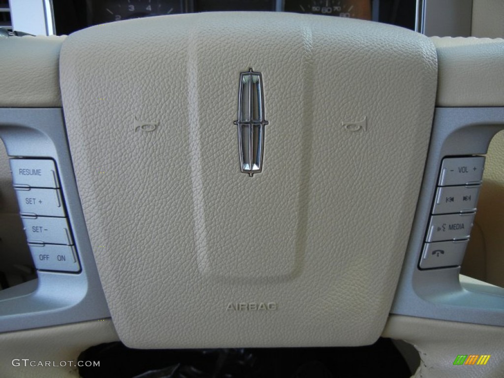 2010 Lincoln Navigator Limited Edition 4x4 Controls Photo #75982672