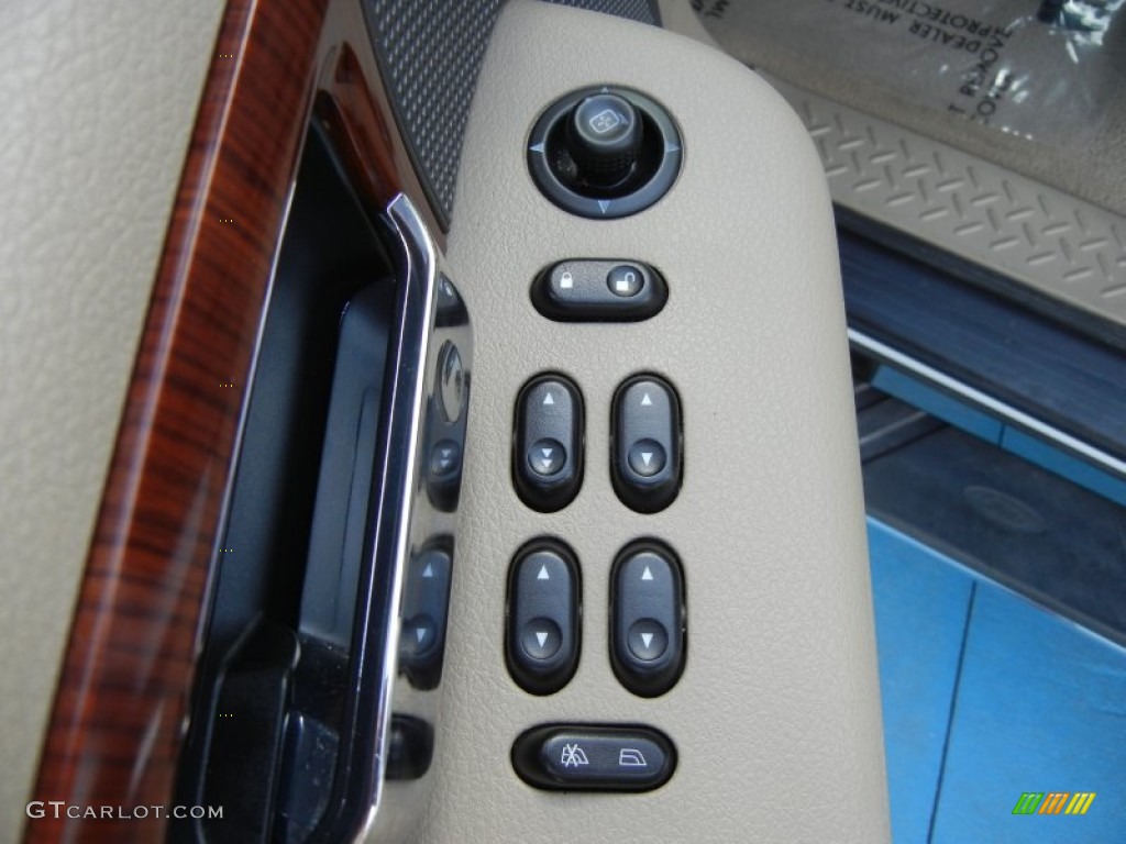 2006 F150 Lariat SuperCrew 4x4 - Oxford White / Tan photo #17
