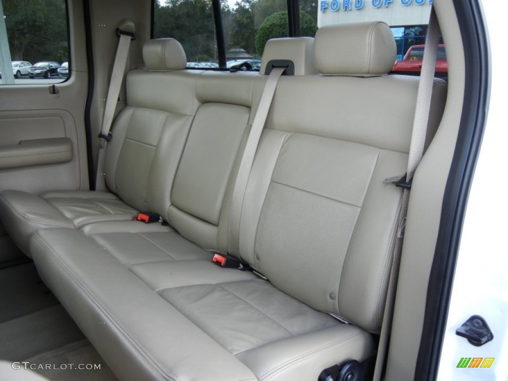 2006 F150 Lariat SuperCrew 4x4 - Oxford White / Tan photo #19
