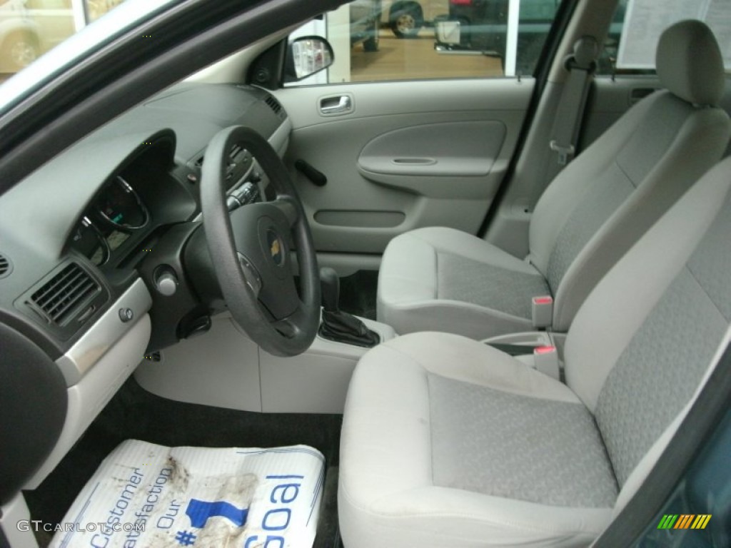 2010 Cobalt LS Sedan - Silver Moss Metallic / Gray photo #5