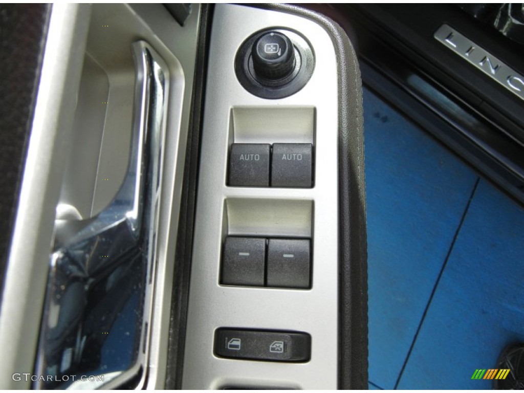 2010 Lincoln MKX FWD Controls Photo #75984037