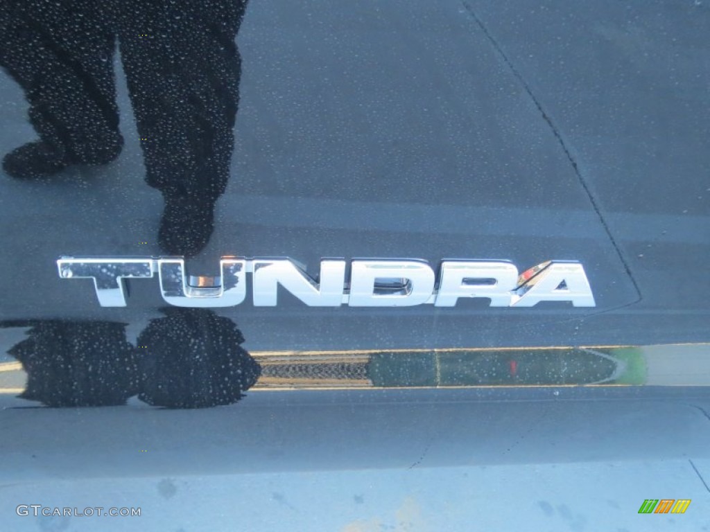 2013 Tundra SR5 CrewMax 4x4 - Black / Black photo #12