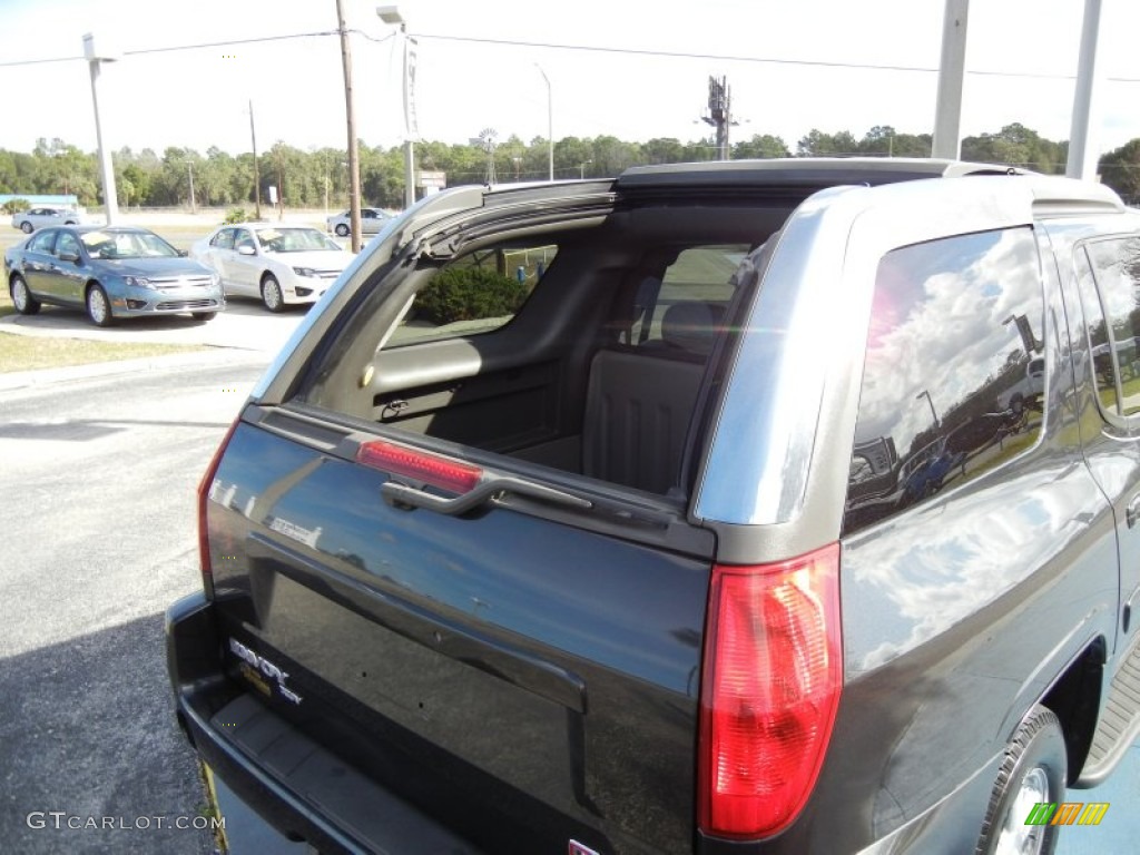 2004 GMC Envoy XUV SLT Trunk Photo #75985430