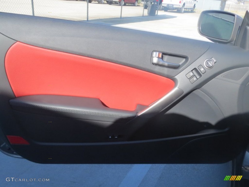 2013 Hyundai Genesis Coupe 2.0T R-Spec Red Leather/Red Cloth Door Panel Photo #75986022