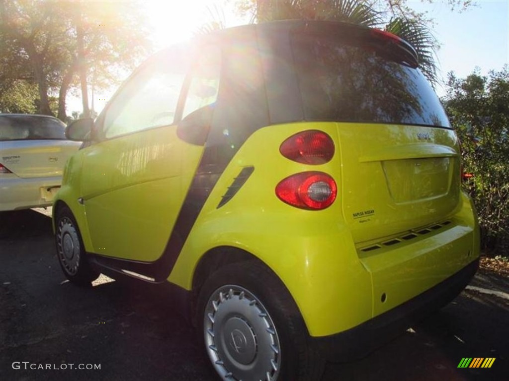 2008 fortwo pure coupe - Light Yellow / Design Black photo #2