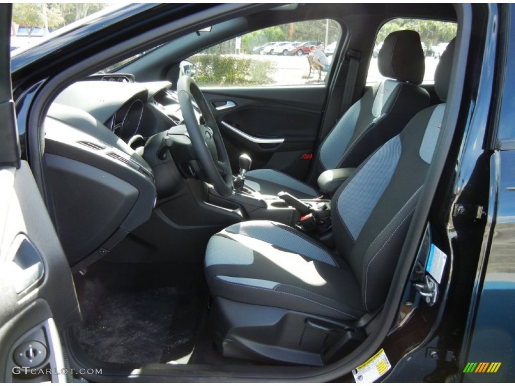 2013 Ford Focus ST Hatchback Front Seat Photo #75986479