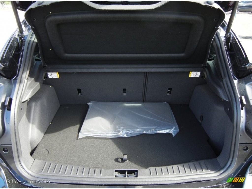 2013 Ford Focus ST Hatchback Trunk Photo #75986587