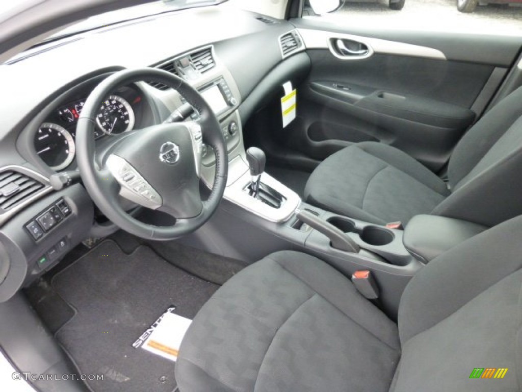 Charcoal Interior 2013 Nissan Sentra SV Photo #75987526