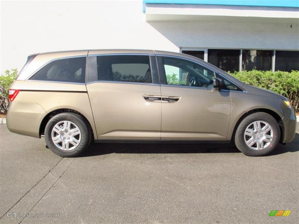 Mocha Metallic 2013 Honda Odyssey LX Exterior Photo #75987741