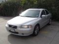 Silver Metallic - S60 2.5T Photo No. 3