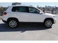 Candy White - Tiguan SE Photo No. 7