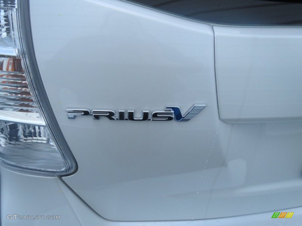 2013 Prius v Five Hybrid - Blizzard White Pearl / Misty Gray photo #13