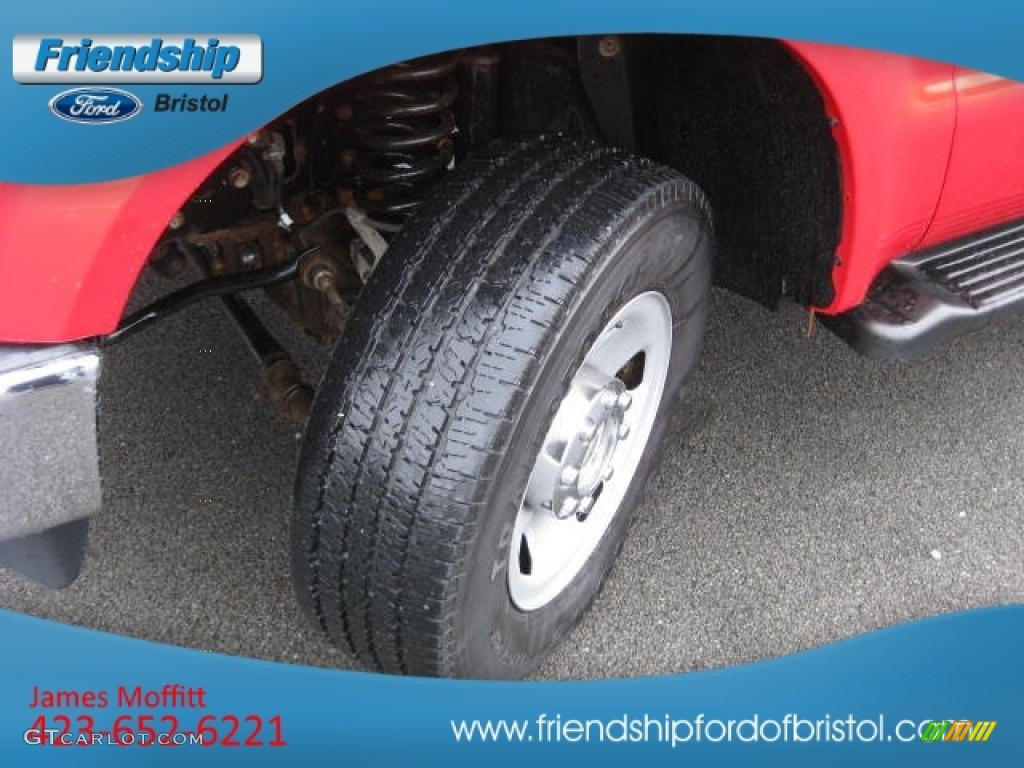 2008 F350 Super Duty XL Crew Cab 4x4 - Bright Red / Medium Stone photo #11