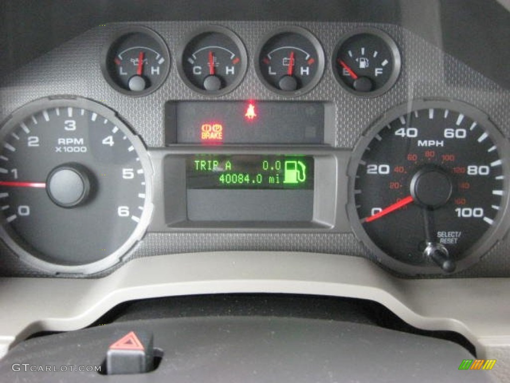2008 F350 Super Duty XL Crew Cab 4x4 - Bright Red / Medium Stone photo #29