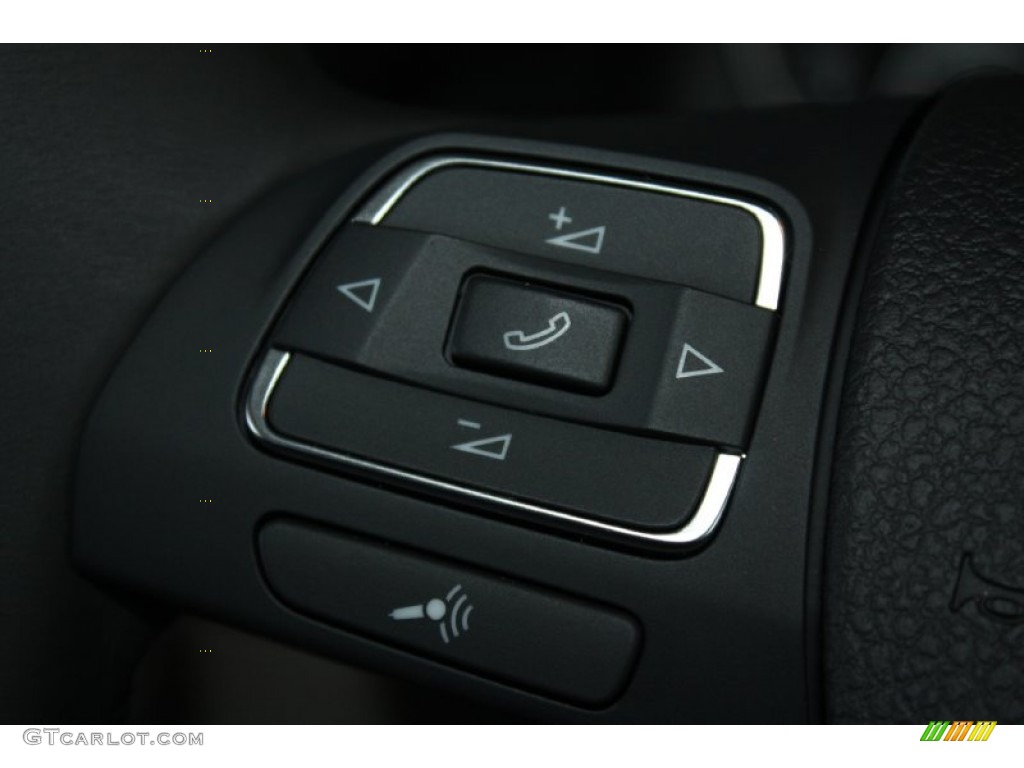 2013 Volkswagen Tiguan SE 4Motion Controls Photo #75991604