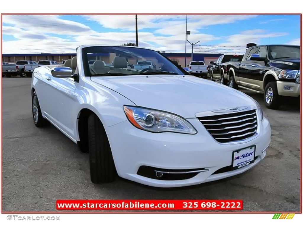 2013 200 Limited Hard Top Convertible - Bright White / Black/Light Frost Beige photo #8