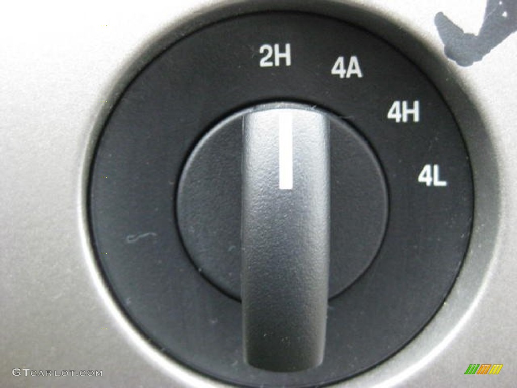 2009 Ford Expedition Eddie Bauer 4x4 Controls Photo #75993235