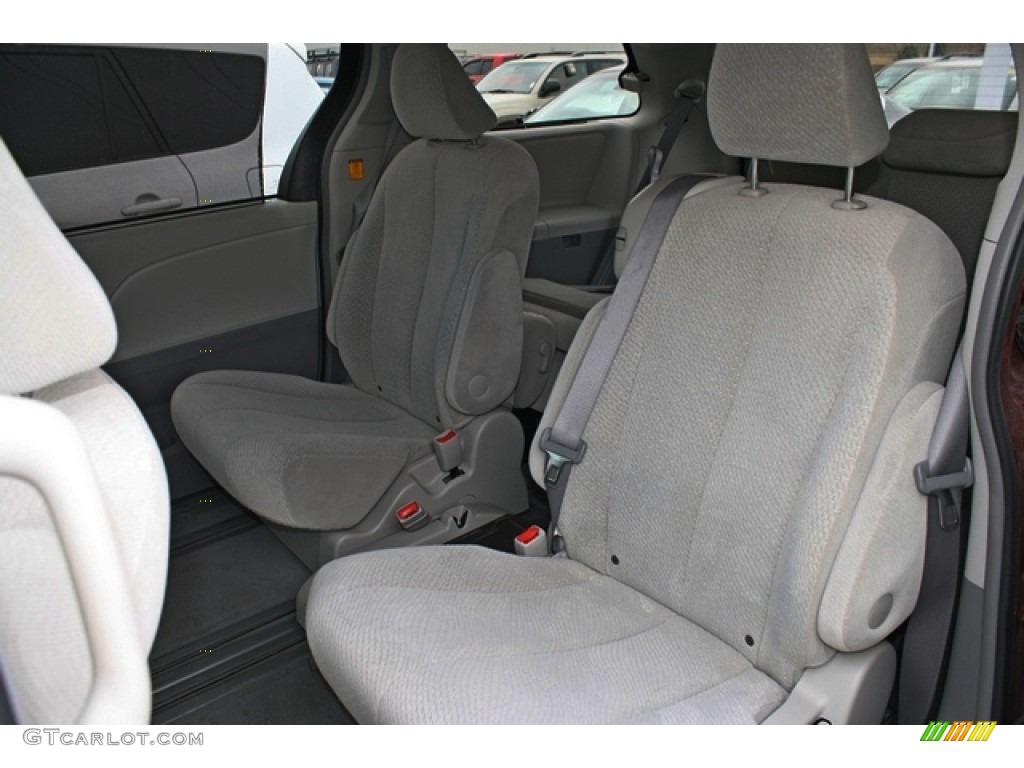 Light Gray Interior 2011 Toyota Sienna LE Photo #75995814
