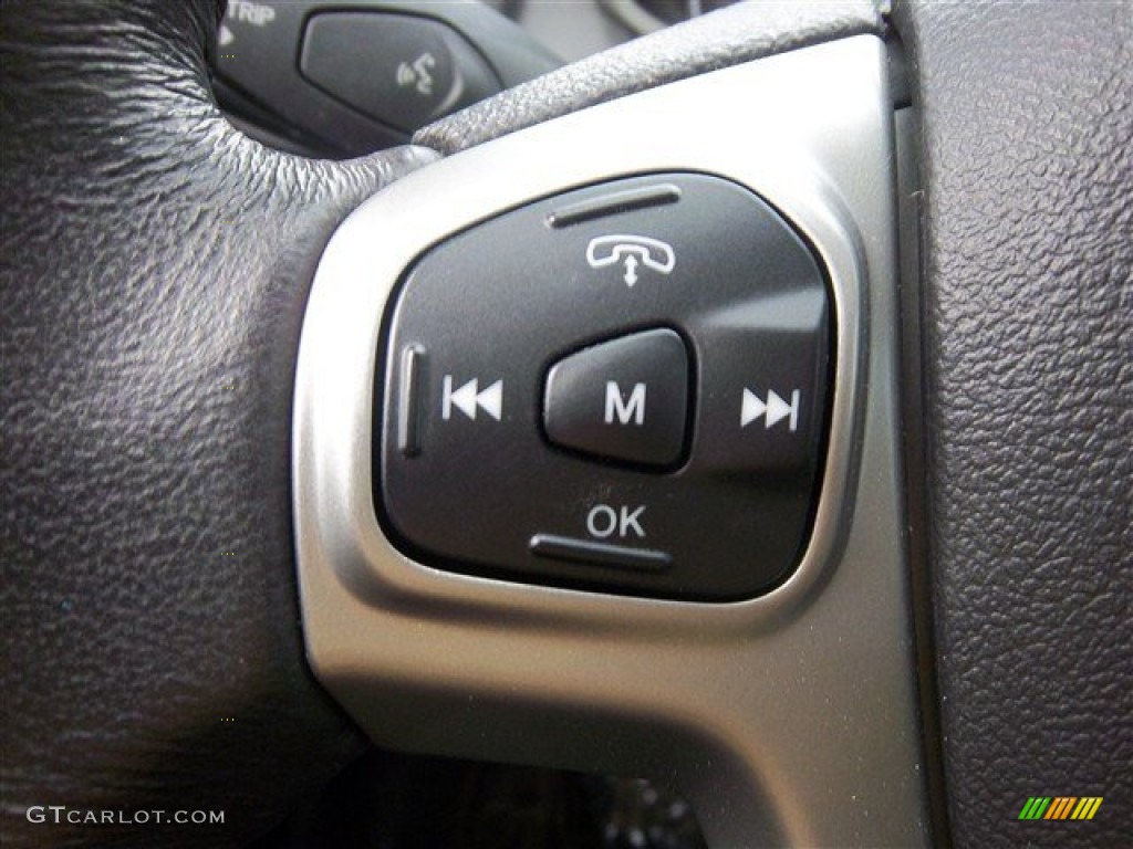 2012 Ford Fiesta SES Hatchback Controls Photo #75996202