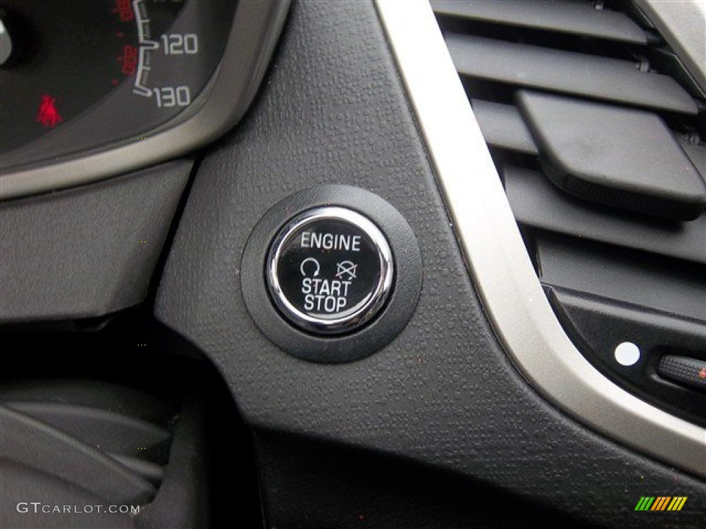 2012 Ford Fiesta SES Hatchback Controls Photo #75996329
