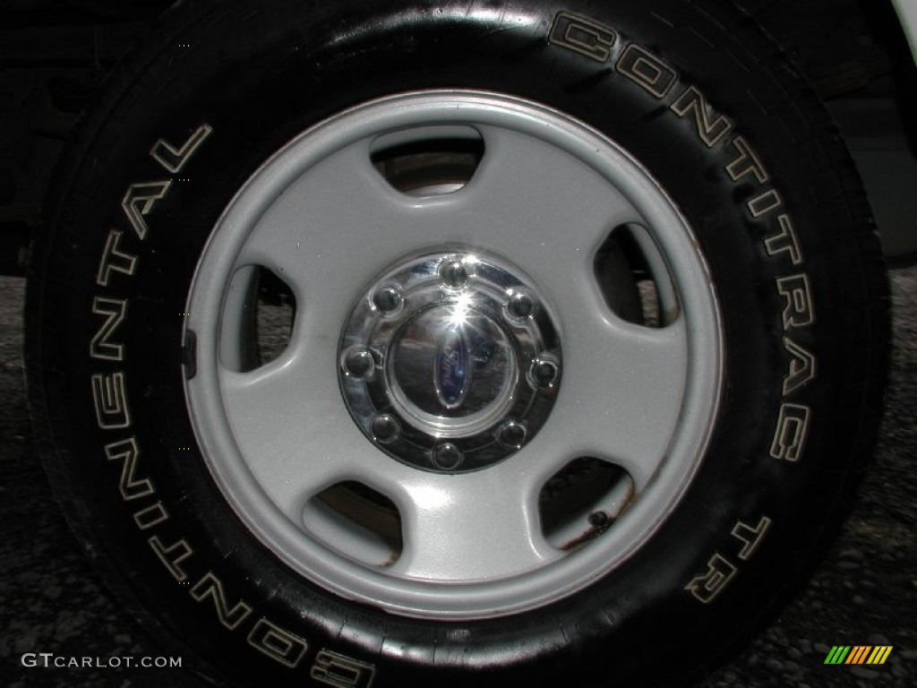 2007 Ford F350 Super Duty XL Crew Cab 4x4 Chassis Wheel Photo #76000318