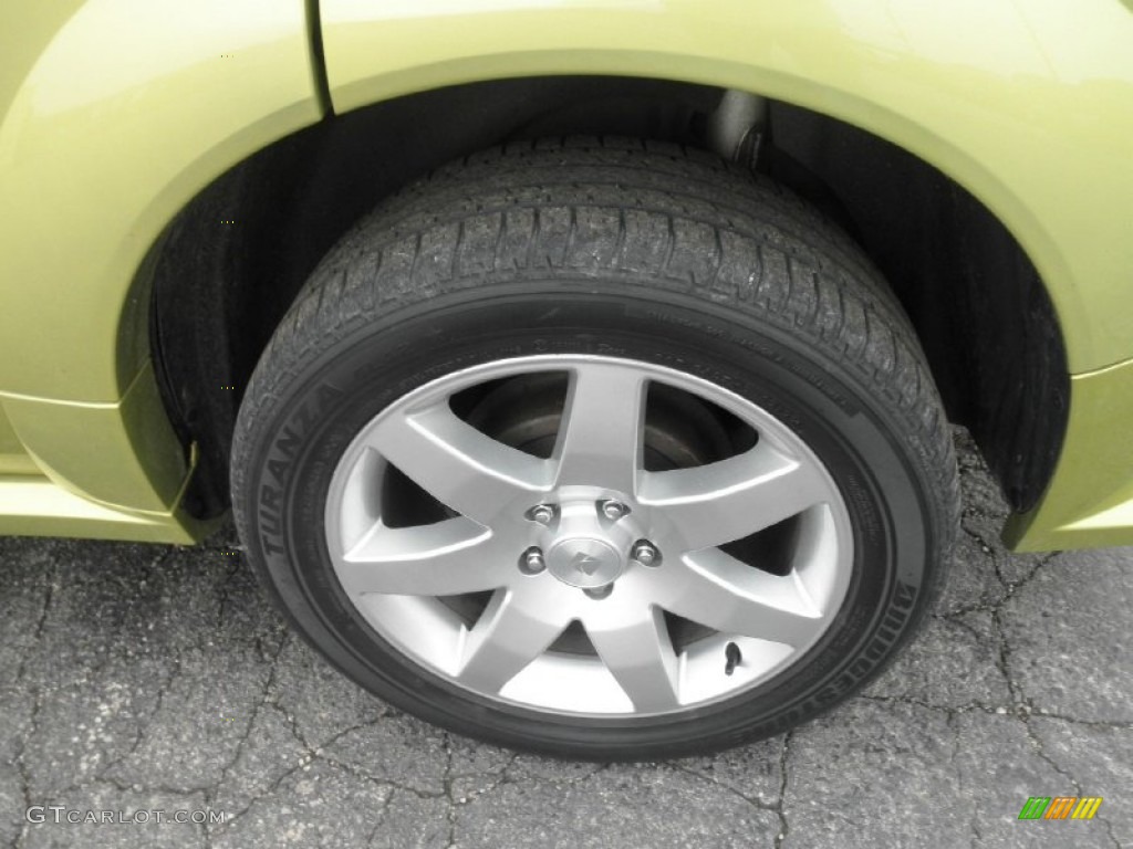 2004 VUE V6 AWD - Electric Lime / Tan photo #18