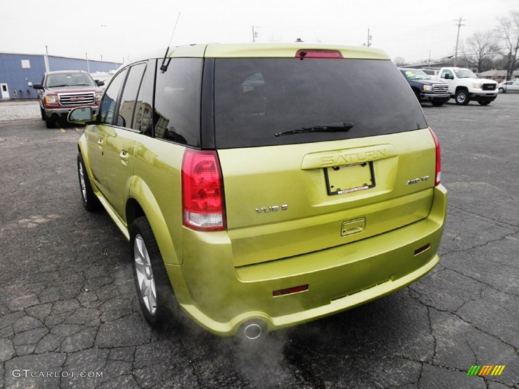 2004 VUE V6 AWD - Electric Lime / Tan photo #19