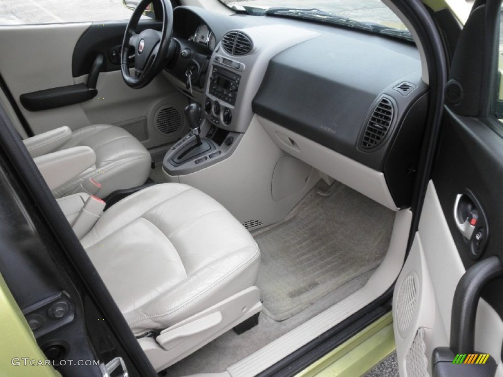 2004 VUE V6 AWD - Electric Lime / Tan photo #24