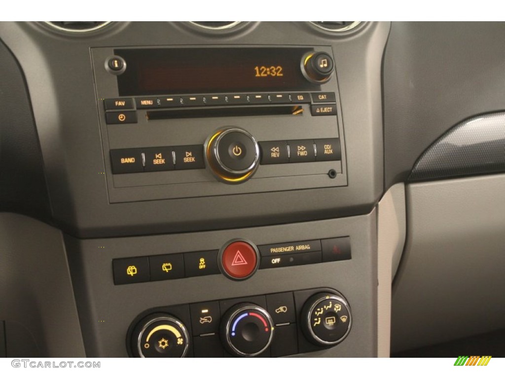 2008 Saturn VUE XE Controls Photo #76004999