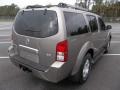 Granite Metallic - Pathfinder SE Photo No. 2