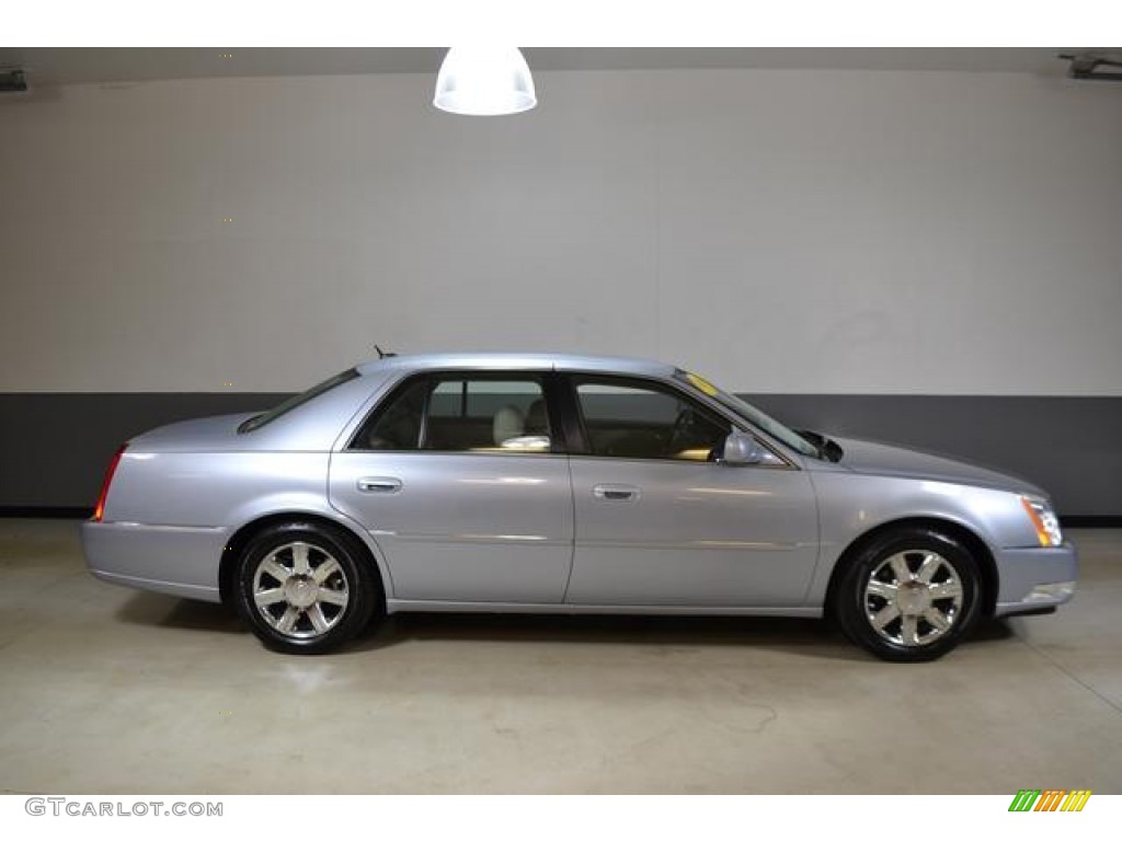 Blue Ice Metallic 2006 Cadillac DTS Standard DTS Model Exterior Photo #76005652